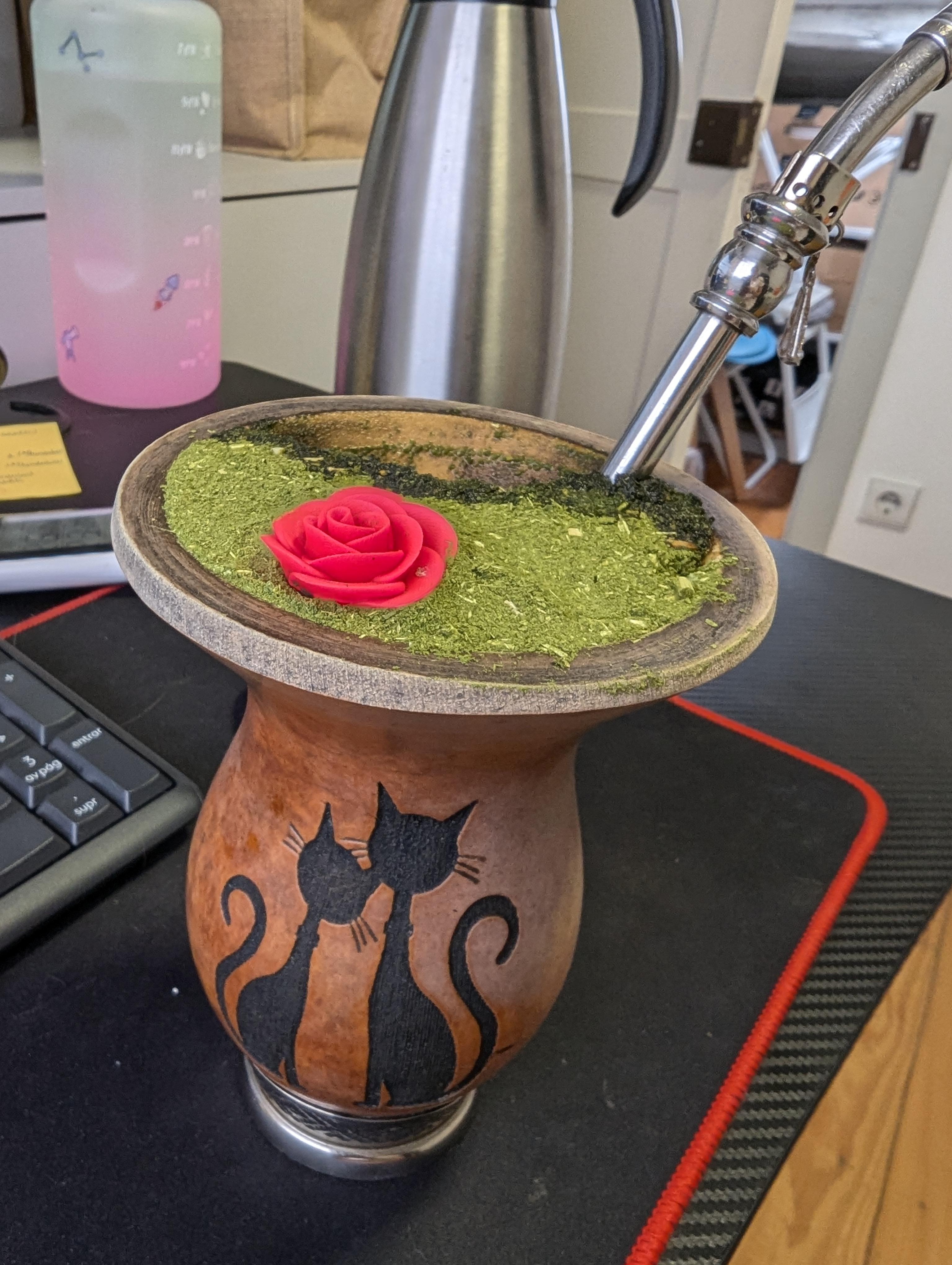 Domain qastaff-lynxes-rh01.pw Brand